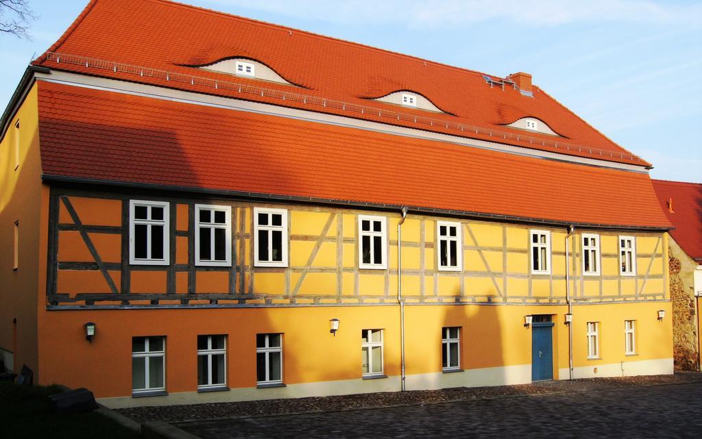 Pension Zur Postmeile Belzig エクステリア 写真